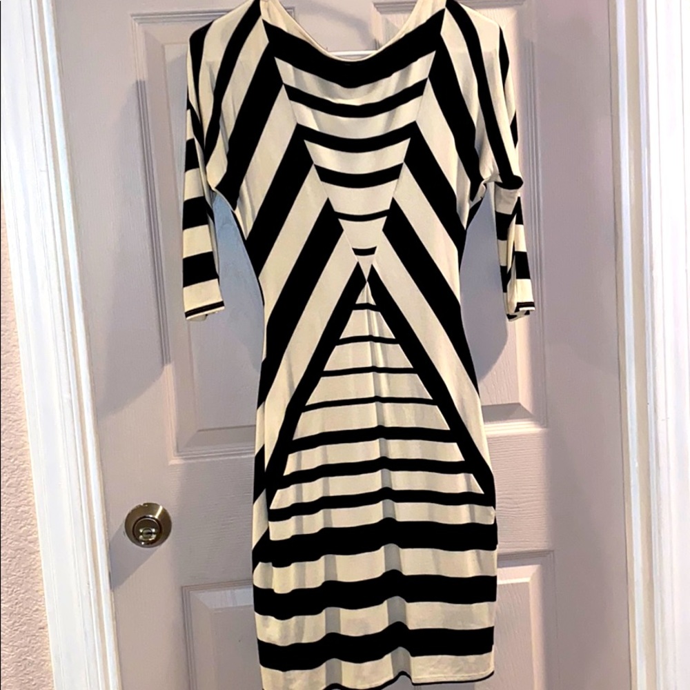 Bebe dress